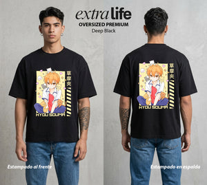 El Zodiaco Oculto | El Gato del Zodiaco #02143 - Playera Oversized Premium | Deep Black - Foto en modelo