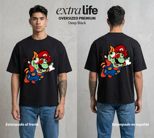 El Reino del Fontanero | El Explorador del Reino #02247 - Playera Oversized Premium | Deep Black - Foto en modelo