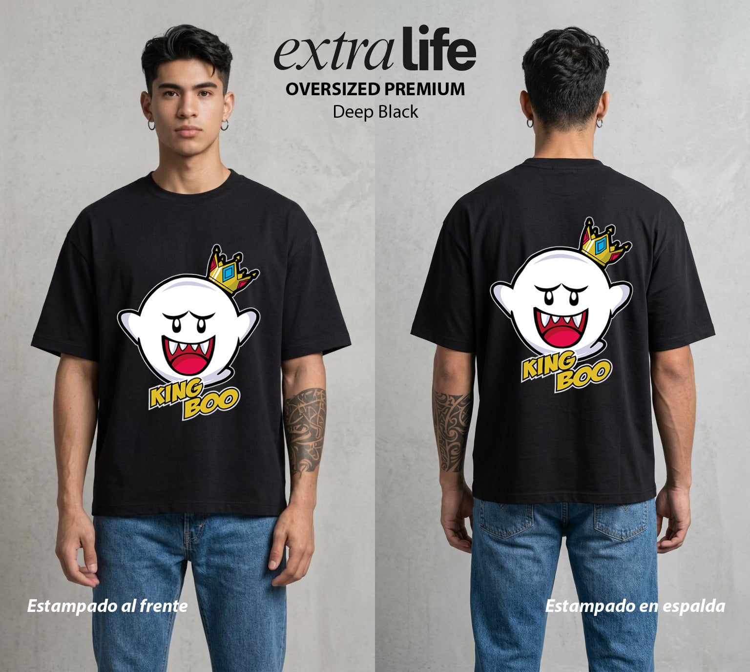 El Reino del Fontanero | El Viajero del Reino #02272 - Playera Oversized Premium | Deep Black - Foto en modelo