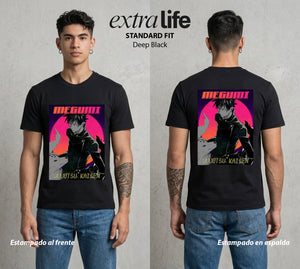 El Arte de las Maldiciones | Sombras Divinas #02383 - Playera Standard Fit | Deep Black - Foto en modelo