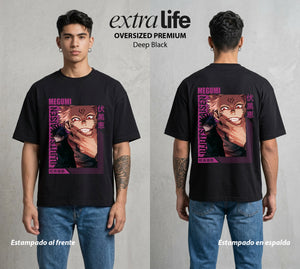 El Arte de las Maldiciones | Las Diez Sombras #02387 - Playera Oversized Premium | Deep Black - Foto en modelo