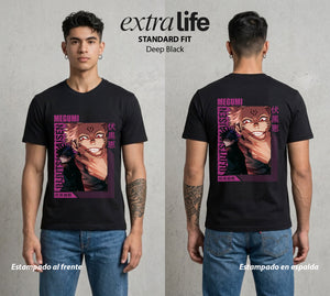 El Arte de las Maldiciones | Las Diez Sombras #02387 - Playera Classic Premium | Deep Black - Foto en modelo