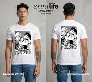 La Academia de Heroes | El Heroe Analista #02471 - Playera Standard Fit | Pure White - Foto en modelo