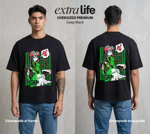 La Academia de Heroes | La Rana del Bien #02497 - Playera Oversized Premium | Deep Black - Foto en modelo