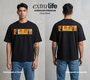 La Academia de Heroes | Las Alas del Rango Dos #02501 - Playera Oversized Premium | Deep Black - Foto en modelo