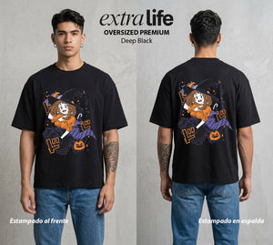 La Academia de Heroes | Sin Gravedad en Halloween #02563 - Playera Oversized Premium | Deep Black - Foto en modelo