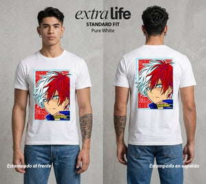 La Academia de Heroes | La Herencia del Bien #02573 - Playera Standard Fit | Pure White - Foto en modelo