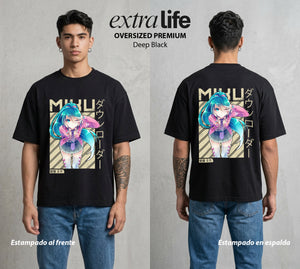 La Voz Vocaloid | El Vocaloid del Bien #02601 - Playera Oversized Premium | Deep Black - Foto en modelo