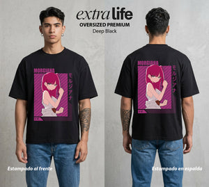 Las Mil y Una Batallas | Las Cadenas Rotas #02624 - Playera Oversized Premium | Deep Black - Foto en modelo