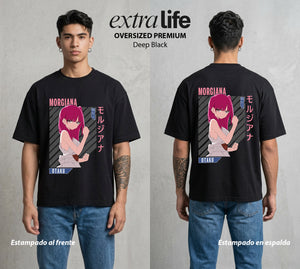 Las Mil y Una Batallas | Las Cadenas Rotas #02626 - Playera Oversized Premium | Deep Black - Foto en modelo