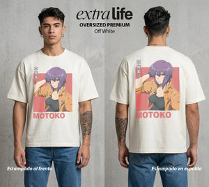 La Conciencia Digital | La Comandante del Futuro #02642 - Playera Oversized Premium | Off White - Foto en modelo