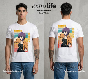 La Conciencia Digital | La Conciencia del Mañana #02648 - Playera Standard Fit | Pure White - Foto en modelo