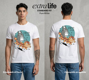 El Estudio del Viento | El Espiritu del Bien #02687 - Playera Standard Fit | Pure White - Foto en modelo