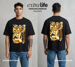 La Aldea Oculta | Zorro de Nueve Colas #02722 - Playera Oversized Premium | Deep Black - Foto en modelo