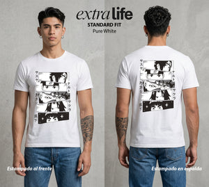 La Aldea Oculta | Zorro de Nueve Colas #02750 - Playera Standard Fit | Pure White - Foto en modelo
