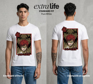 La Aldea Oculta | Zorro de Nueve Colas #02766 - Playera Standard Fit | Pure White - Foto en modelo