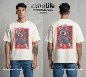 La Aldea Oculta | Zorro de Nueve Colas #02778 - Playera Oversized Premium | Off White - Foto en modelo