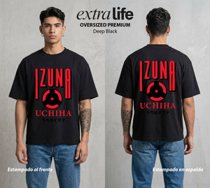 La Aldea Oculta | Zorro de Nueve Colas #02797 - Playera Oversized Premium | Deep Black - Foto en modelo