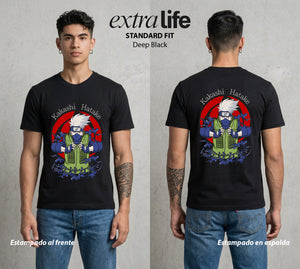 La Aldea Oculta | El Hokage del Futuro #02813 - Playera Standard Fit | Deep Black - Foto en modelo