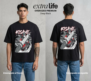 La Aldea Oculta | Zorro de Nueve Colas #02831 - Playera Oversized Premium | Deep Black - Foto en modelo