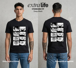 La Aldea Oculta | Zorro de Nueve Colas #02867 - Playera Standard Fit | Deep Black - Foto en modelo