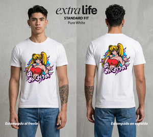 La Aldea Oculta | Zorro de Nueve Colas #02870 - Playera Standard Fit | Pure White - Foto en modelo