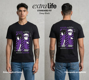 La Aldea Oculta | Zorro de Nueve Colas #02946 - Playera Standard Fit | Deep Black - Foto en modelo
