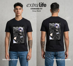 El Mundo Post-Apocaliptico | La Androide del Fin #02966 - Playera Standard Fit | Deep Black - Foto en modelo