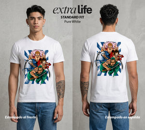 Mar de los Piratas | La Tripulacion del Sombrero #03060 - Playera Standard Fit | Pure White - Foto en modelo