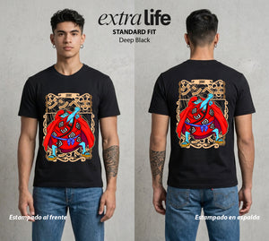 Mar de los Piratas | El Timon del Bien #03123 - Playera Standard Fit | Deep Black - Foto en modelo