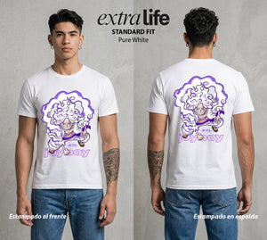 Mar de los Piratas | La Promesa del Mar #03126 - Playera Standard Fit | Pure White - Foto en modelo