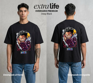 Mar de los Piratas | Capitan Desatado #03169 - Playera Oversized Premium | Deep Black - Foto en modelo