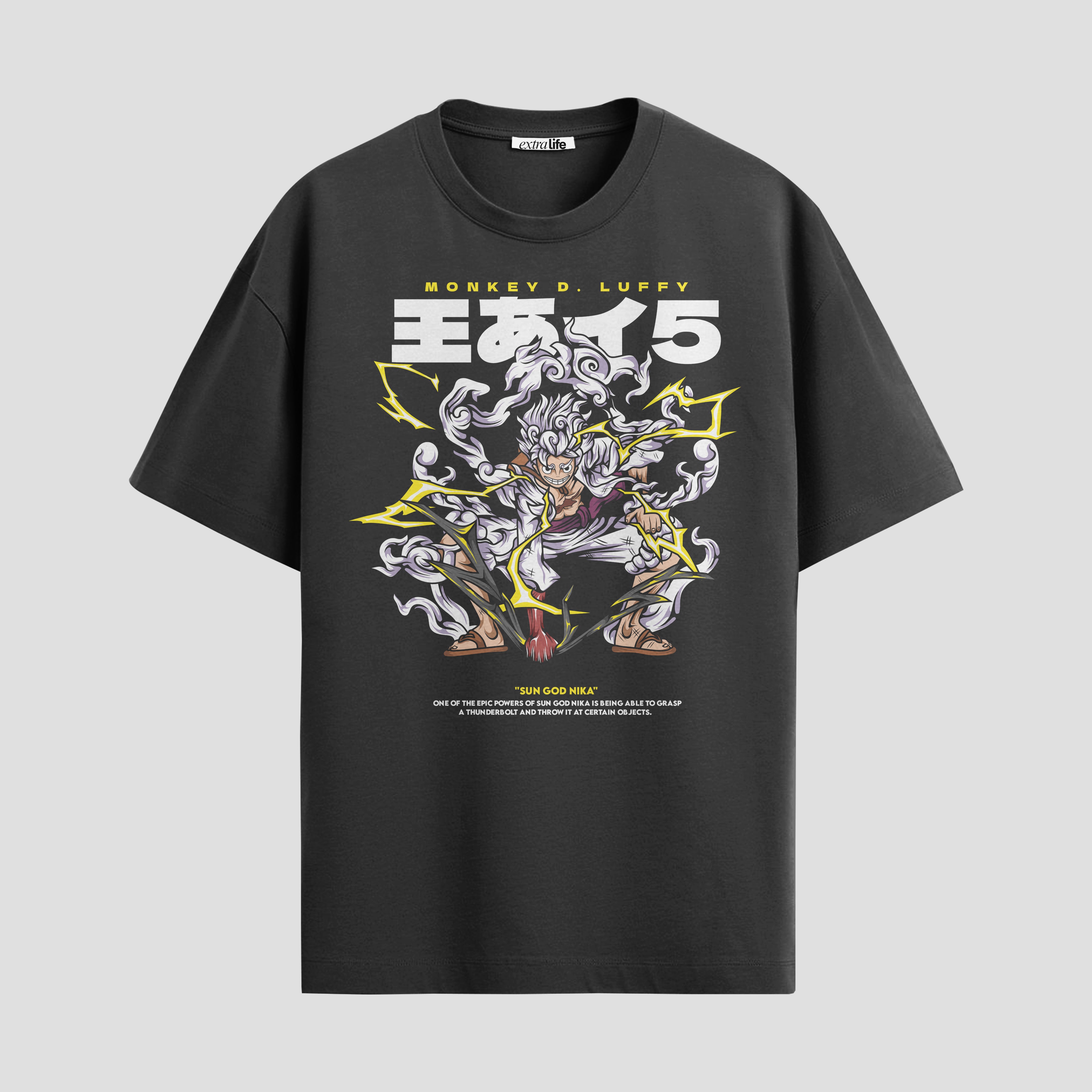 Playera urbana de anime y gaming ExtraLife MX, corte Standard Fit unisex ligero y transpirable en color Deep Black y Pure White, ropa de uso diario para gym y casual.