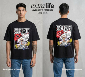Mar de los Piratas | El Engranaje Final #03187 - Playera Oversized Premium | Deep Black - Foto en modelo