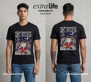 Mar de los Piratas | El Mas Fuerte del Mundo #03228 - Playera Standard Fit | Deep Black - Foto en modelo