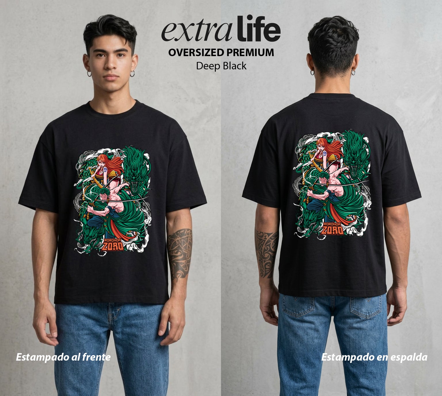Mar de los Piratas | Tres Espadas #03275 - Playera Oversized Premium | Deep Black - Foto en modelo