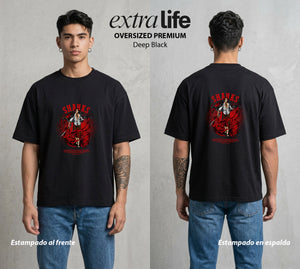 Mar de los Piratas | El Mentor Pirata #03311 - Playera Oversized Premium | Deep Black - Foto en modelo
