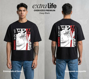 Mar de los Piratas | La Leyenda del Mar #03314 - Playera Oversized Premium | Deep Black - Foto en modelo