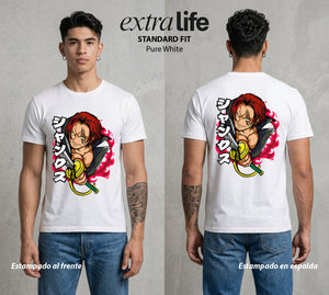 Mar de los Piratas | La Sonrisa del Pirata #03315 - Playera Standard Fit | Pure White - Foto en modelo