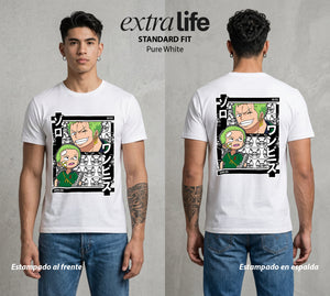 Mar de los Piratas | Cazador de Espadas #03385 - Playera Standard Fit | Pure White - Foto en modelo