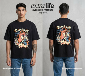 El Mundo Entrenador | El Torneo del Maestro #03453 - Playera Oversized Premium | Deep Black - Foto en modelo