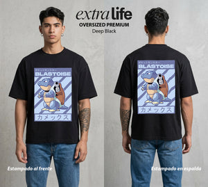El Mundo Entrenador | La Tortuga Canon #03459 - Playera Oversized Premium | Deep Black - Foto en modelo