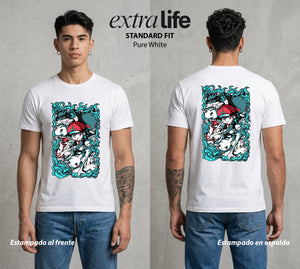 El Mundo Entrenador | Los Compañeros del Bien #03468 - Playera Standard Fit | Pure White - Foto en modelo
