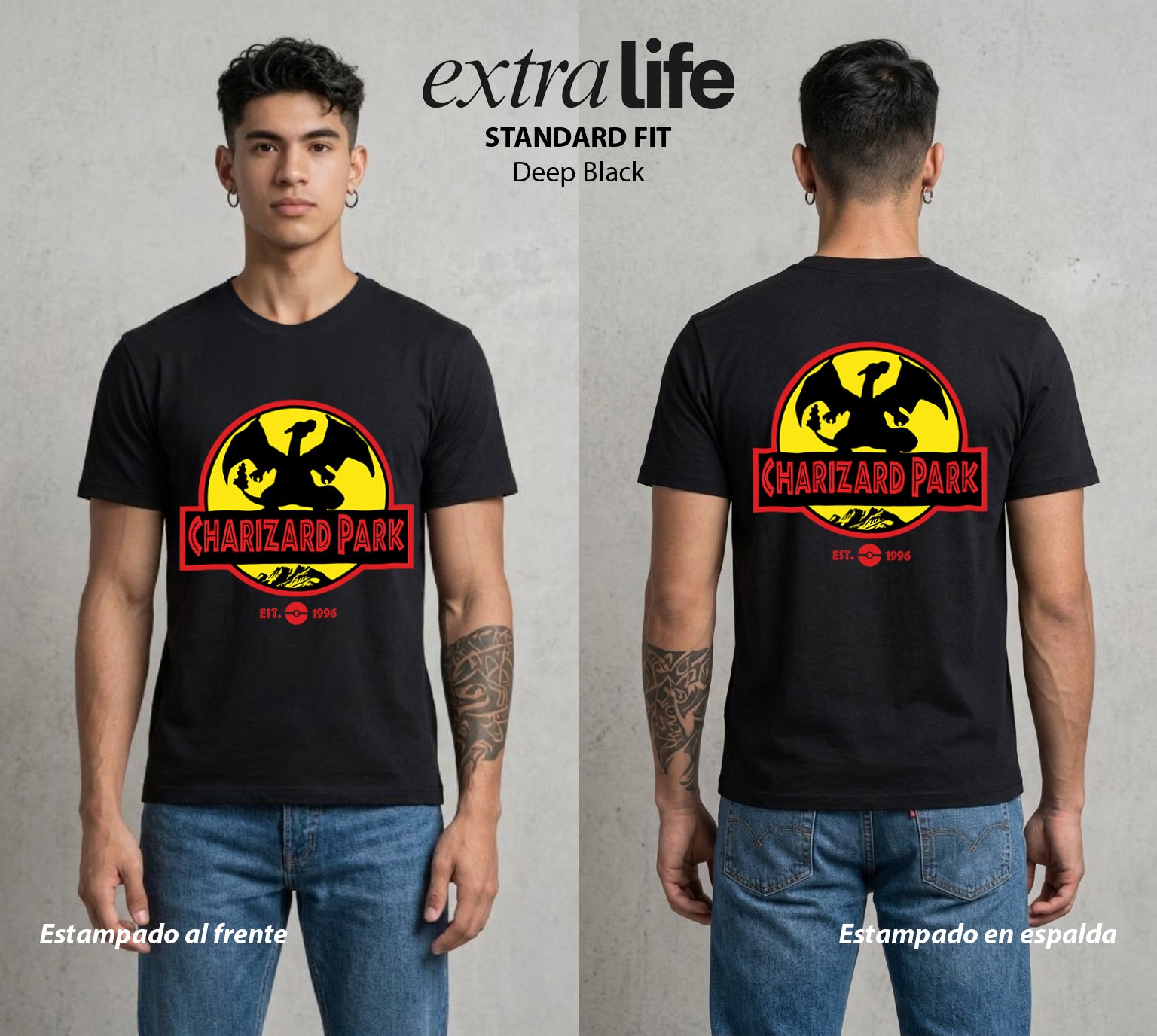 El Mundo Entrenador | El Dragon del Fuego #03472 - Playera Standard Fit | Deep Black - Foto en modelo