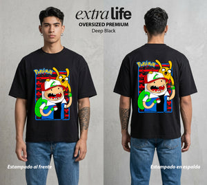 El Mundo Entrenador | El Crossover del Bien #03573 - Playera Oversized Premium | Deep Black - Foto en modelo