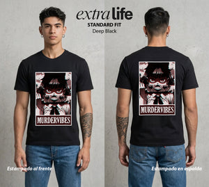 La Noche de la Calabaza | Las Vibraciones del Mal #03591 - Playera Standard Fit | Deep Black - Foto en modelo