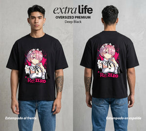 El Regreso del Tiempo | La Hermana del Cuerno #03616 - Playera Oversized Premium | Deep Black - Foto en modelo