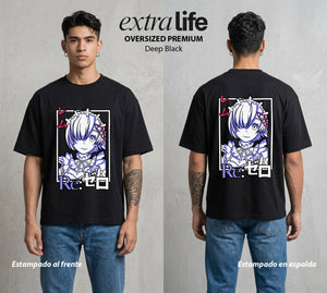 El Regreso del Tiempo | La Dama del Servicio #03617 - Playera Oversized Premium | Deep Black - Foto en modelo