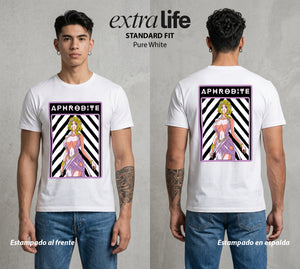 El Torneo de los Dioses | La Diosa del Amor #03625 - Playera Standard Fit | Pure White - Foto en modelo
