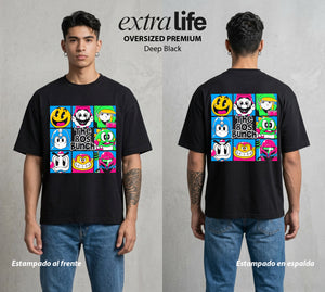 Las Leyendas del Retro | El Poder del Retro #03665 - Playera Oversized Premium | Deep Black - Foto en modelo